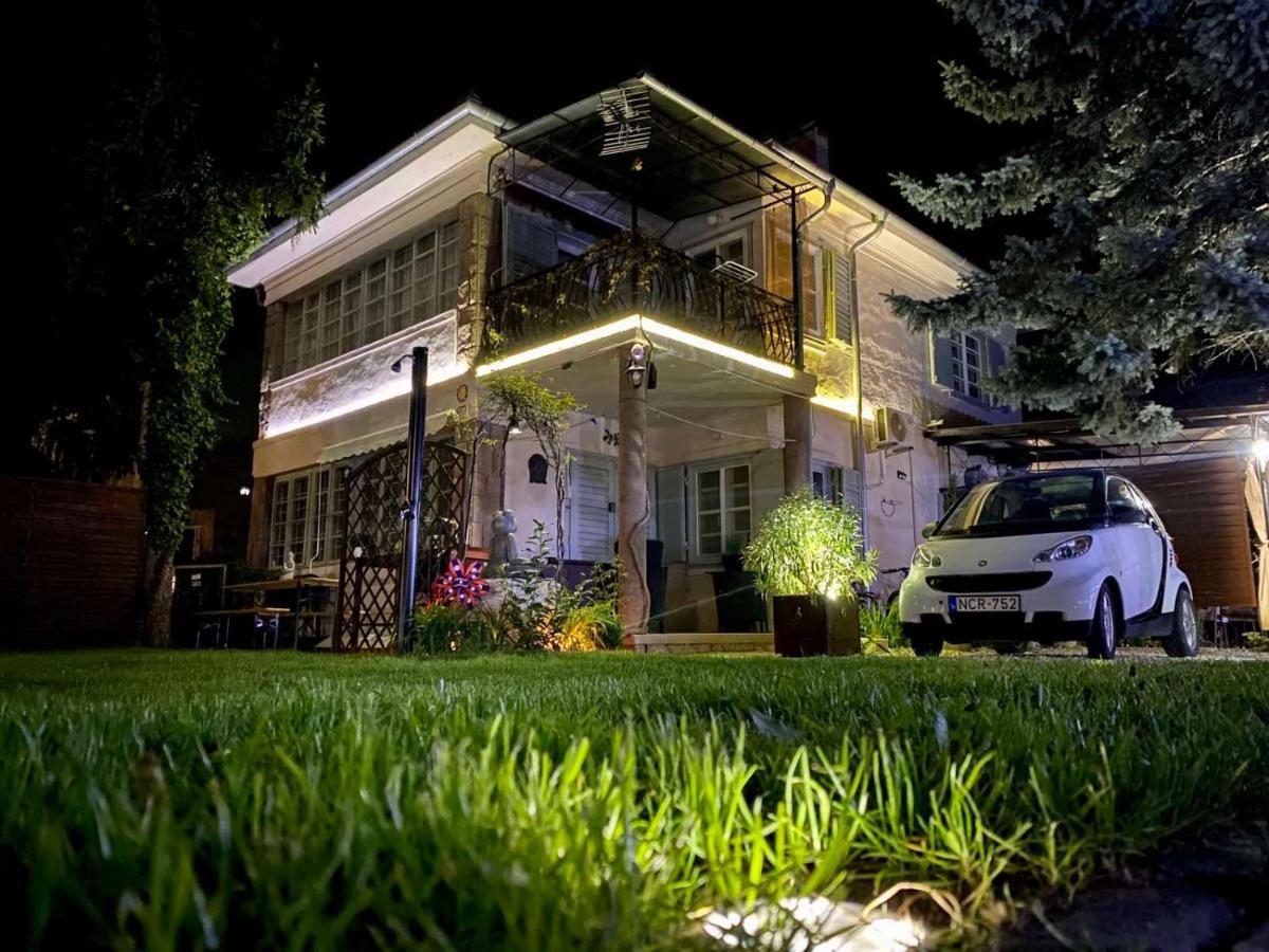 Garden Budha Relax Apartman, Parking, Bbq, Terrace Siófok Exterior foto